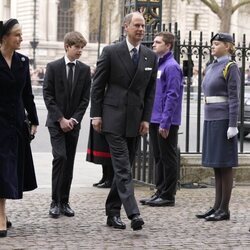 Los Condes de Wessex y sus hijos en el homenaje al Duque de Edimburgo