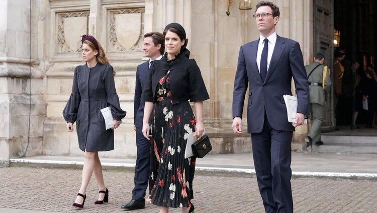 Beatriz de York y Edoardo Mapelli Mozzi con Eugenia de York y Jack Brooksbank en el homenaje al Duque de Edimburgo