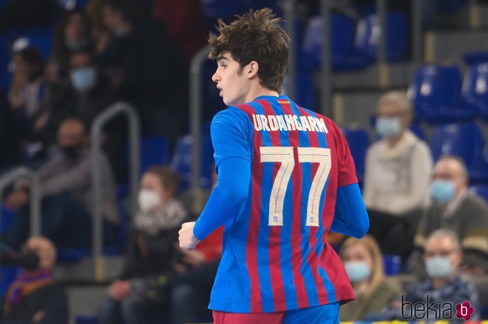 Pablo Urdangarin con el dorsal 77 del Barça en un partido en el Palau