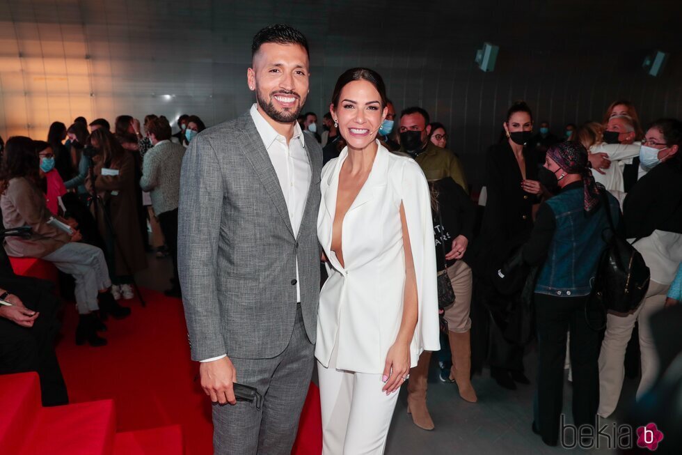 Tamara Gorro y Ezequiel Garay en la presentación de 'Cuando el corazón llora' de Tamara Gorro