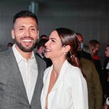 Tamara Gorro y Ezequiel Garay, sonrientes en la presentación de 'Cuando el corazón llora'