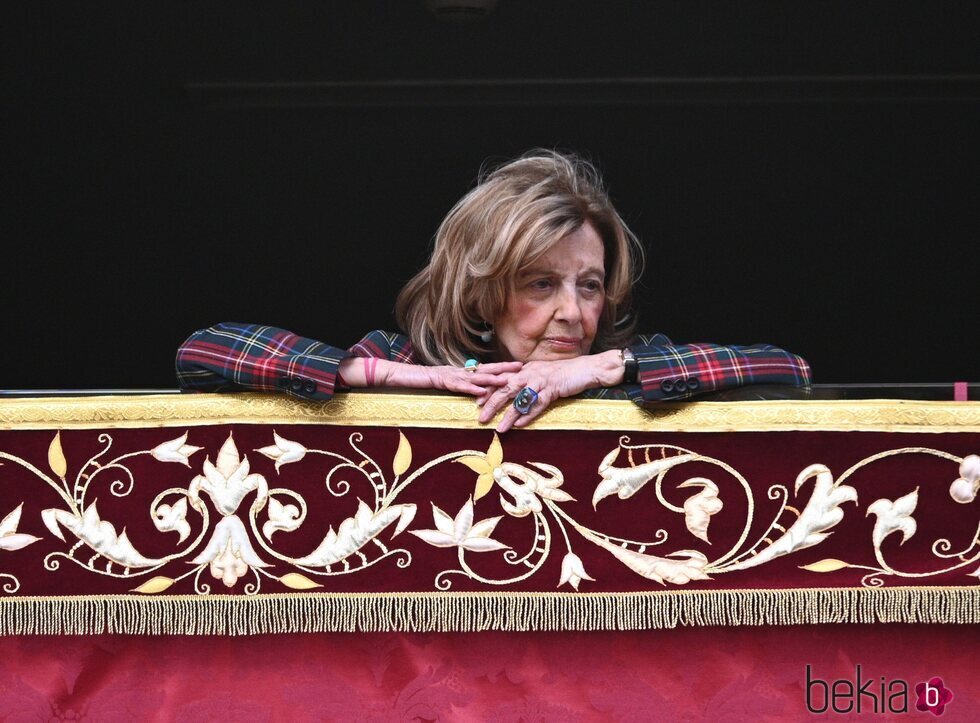 María Teresa Campos viendo las procesiones de Málaga