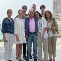 El Rey Juan Carlos con sus hijas y sus nietos en Abu Dabi