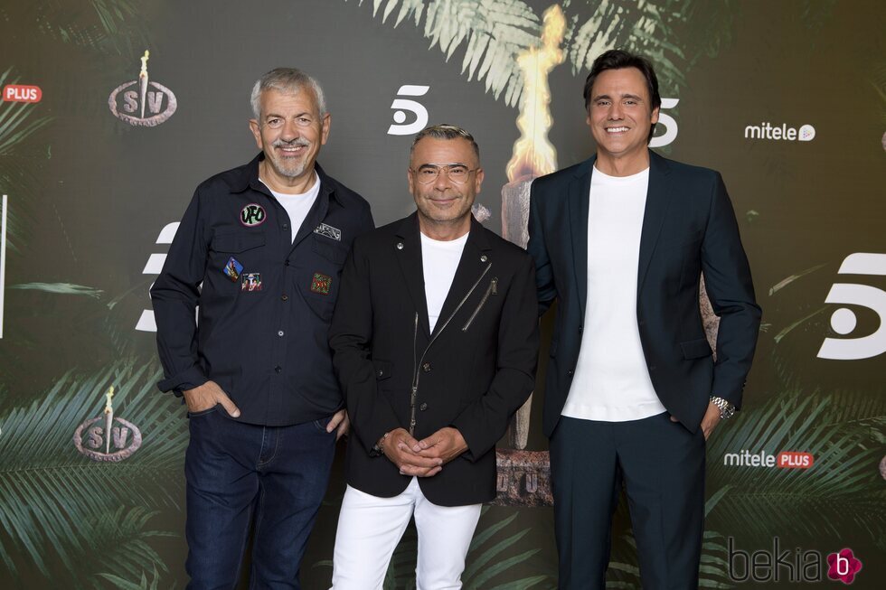 Carlos Sobera, Jorge Javier Vázquez e Ion Aramendi, presentadores de 'Supervivientes 2022'