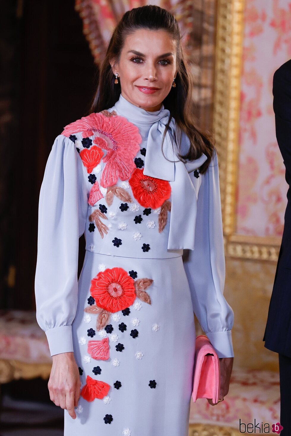 La Reina Letizia sin mascarilla en el almuerzo por la entrega del Premio Cervantes 2021