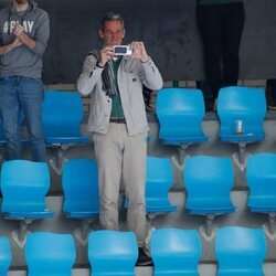 Iñaki Urdangarin, muy orgulloso viendo jugar a su hijo Pablo en Pamplona