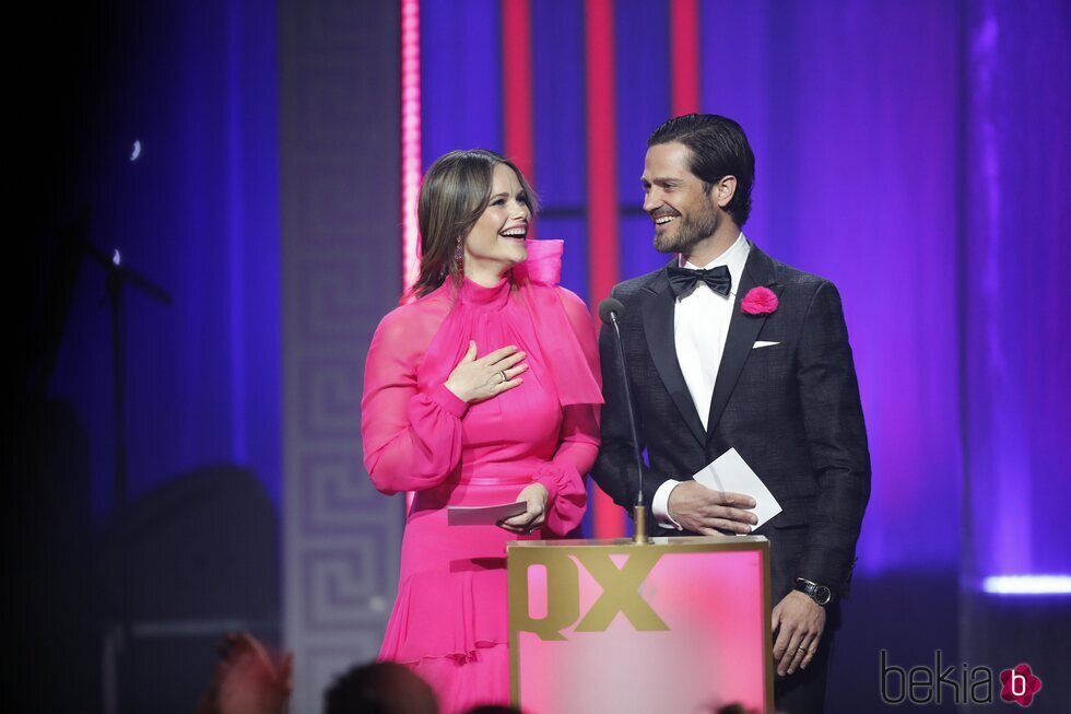 Carlos Felipe y Sofia de Suecia, muy cómplices en la QX Gay Gala