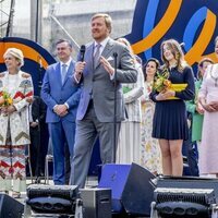 Guillermo Alejandro de Holanda en su discurso por el Día del Rey 2022 ante Máxima, Alexia, Ariane y Laurentien de Holanda