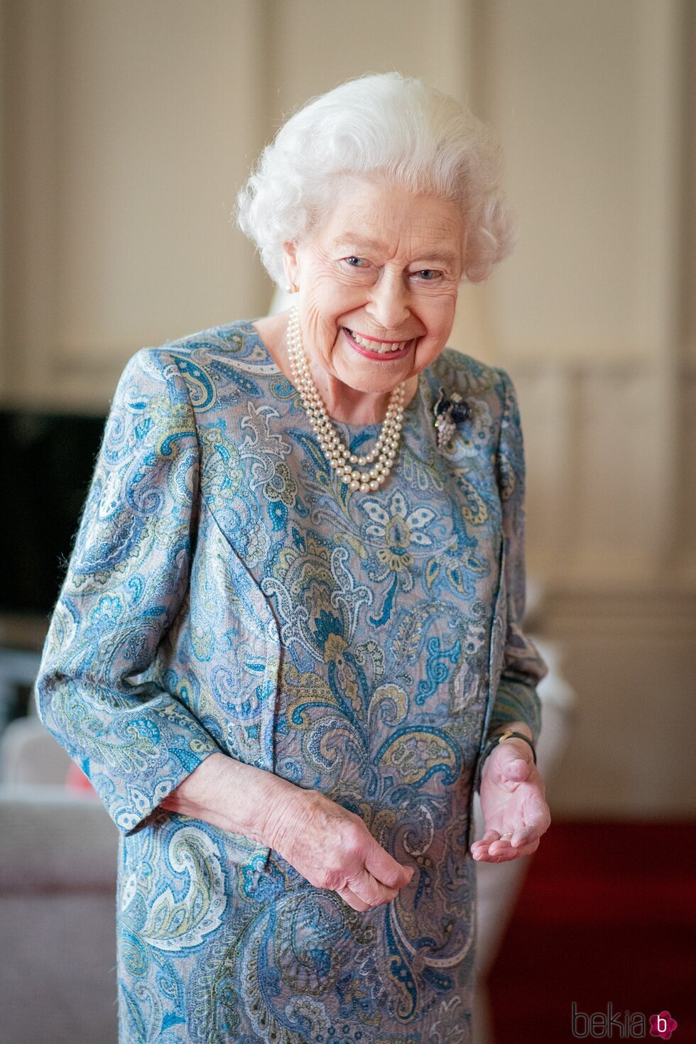 La Reina Isabel en una audiencia en el Castillo de Windsor tras celebrar su 96 cumpleaños