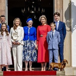 Margarita de Dinamarca, Federico y Mary de Dinamarca, Christian, Isabel, Vicente y Josefina de Dinamarca en la Confirmación de Isabel de Dinamarca