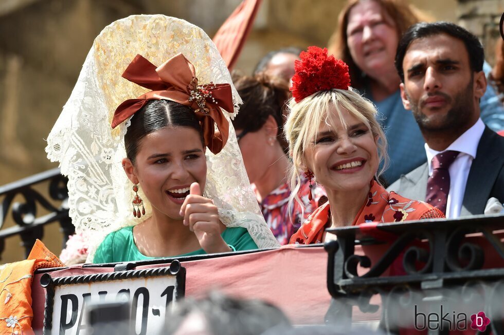 Tana Rivera y Eugenia Martínez de Irujo en la Exhibición de Enganches de la Feria de Abril 2022