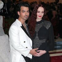 Joe Jonas y Sophie Turner, muy románticos en la MET Gala 2022