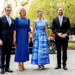 Victoria y Daniel de Suecia y Haakon y Mette-Marit de Noruega en una recepción en Estocolmo por la visita oficial de Haakon y Mette-Marit de Noruega a Suec