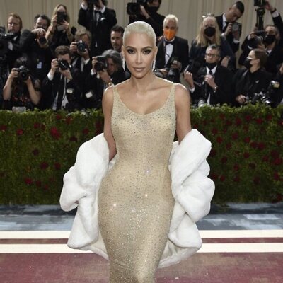 La vida de Kim Kardashian en imágenes