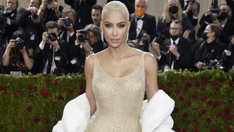 Kim Kardashian con el vestido de Marilyn Monroe en la MET Gala 2022