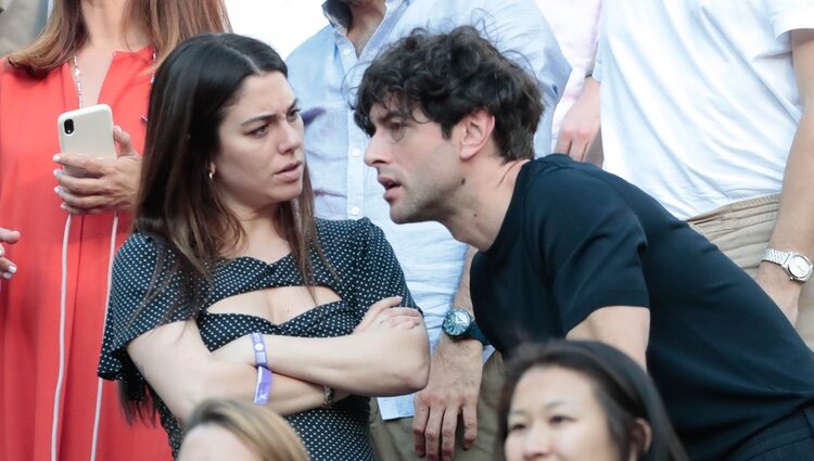 Blanca Suárez mirando a Javier Rey en el Madrid Open de Tenis 2022