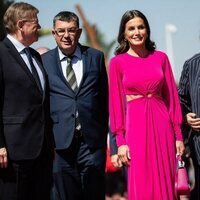 La Reina Letizia luce abdominales y vientre plano en el Día Mundial de la Cruz Roja y la Media Luna Roja