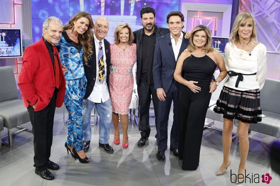 Jesús Mariñas, Marisa Martín Blázquez, Carlos Ferrando, María Teresa Campos, Tony Aguilar, Antonio Rossi, Terelu Campos y Pilar Eyre