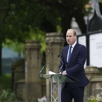 El Príncipe Guillermo en su discurso en la inauguración del Glade Of Light Memorial en Manchester