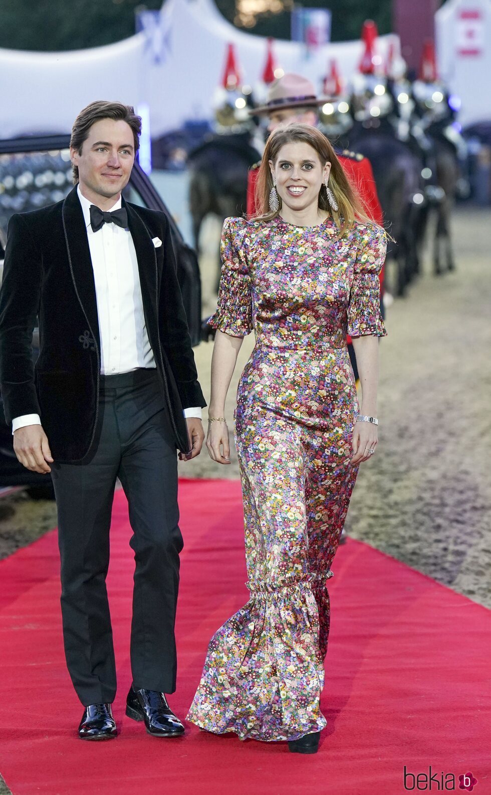 Beatriz de York y Edoardo Mapelli Mozzi en 'A Gallop Through History' en The Royal Windsor Horse Show por el Jubileo de Platino