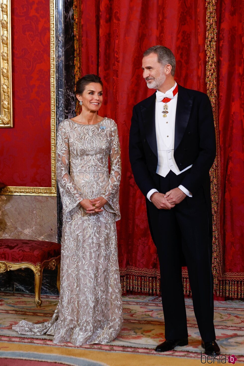 Los Reyes Felipe y Letizia en la cena de gala el Emir y la Jequesa de Catar por su Visita de Estado a España