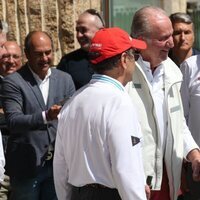 El Rey Juan Carlos riéndose en el Náutico de Sanxenxo en su regreso a España