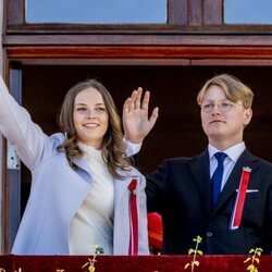 Ingrid Alexandra de Noruega y Sverre Magnus de Noruega en el Día de Noruega 2022