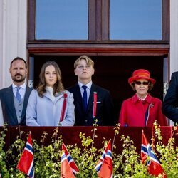 La Familia Real Noruega en el Día Nacional de Noruega 2022