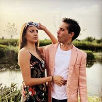 Ana Guerra y Víctor Elías, muy divertidos en la boda de Dani Fernández y Yarea Guillén