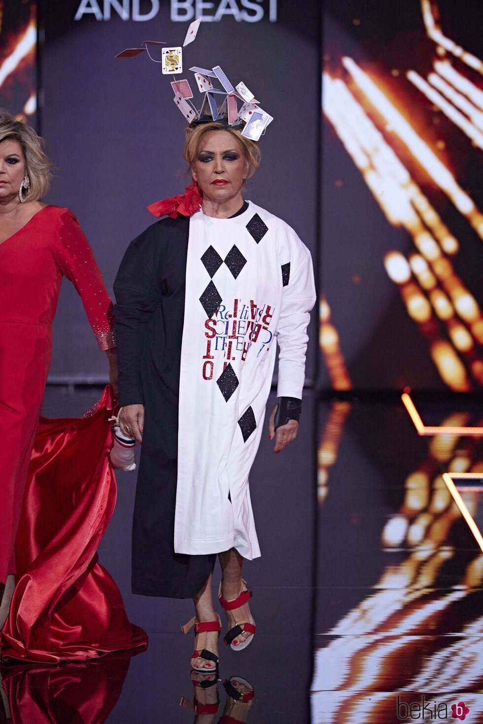 Lydia Lozano en el desfile de Moda España de la 'Sálvame Fashion Week 2022'