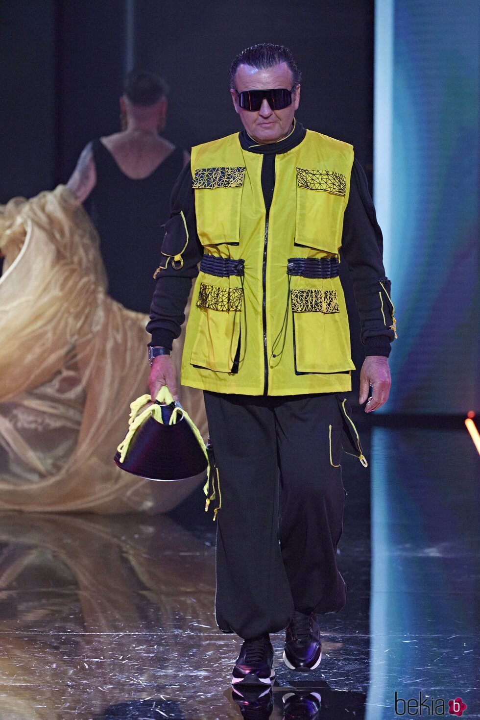 Antonio Montero en el desfile Jóvenes diseñadores en la 'Sálvame Fashion Week 2022'