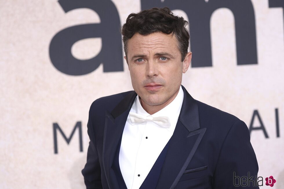 Casey Affleck en la gala amfAR en el Festival de Cannes 2022