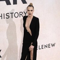 Cara Delevingne en la gala amfAR en el Festival de Cannes 2022