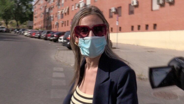 Arantxa Palomino, mujer de Luis Lorenzo, llegando a los Juzgados de Arganda del Rey para comparecer