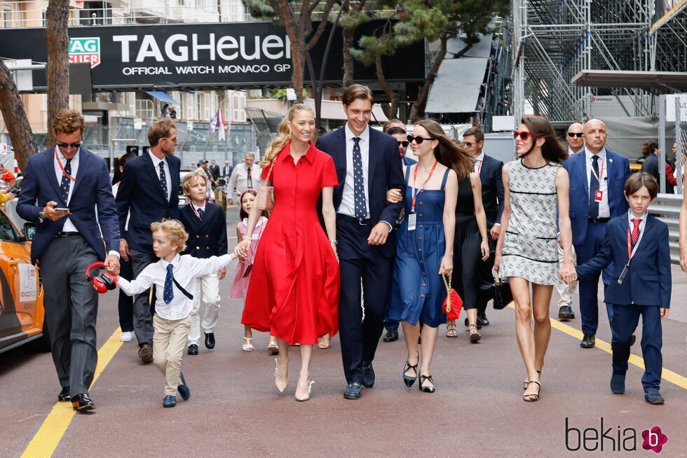 Pierre Casiraghi y Beatrice Borromeo y su hijo, Alexandra de Hannover y Ben-Sylvester Strautmann, Carlota Casiraghi y su hijo Raphaël Elmaleh