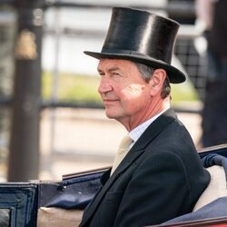 Sir Timothy Laurence en un carruaje en Trooping the Colour 2022 por el Jubileo de Platino