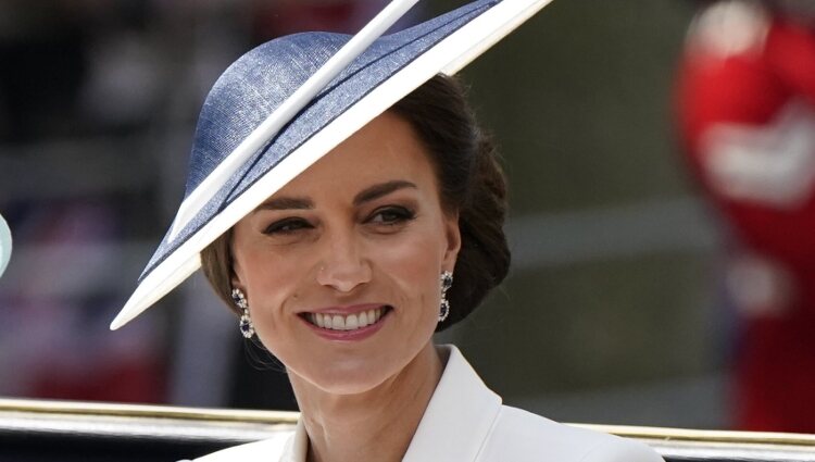 Kate Middleton en un carruaje en Trooping the Colour 2022 por el Jubileo de Platino