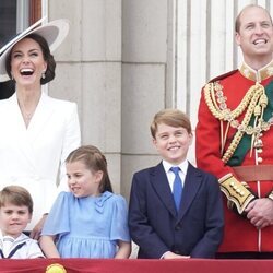 El Príncipe Guillermo y Kate Middleton con sus hijos en Trooping the Colour 2022 por el Jubileo de Platino