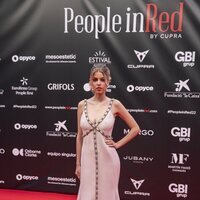 Nerea Rodríguez en el photocall de People in Red 2022 en Barcelona