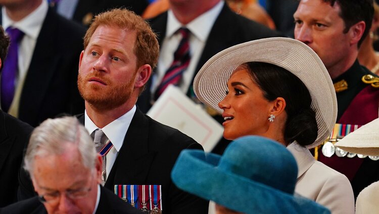 El Príncipe Harry y Meghan Markle durante el Servicio de Acción de Gracias por el Jubileo de Platino