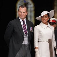 Peter Phillips y el Príncipe Harry y Meghan Markle en el Servicio de Acción de Gracias por el Jubileo de Platino