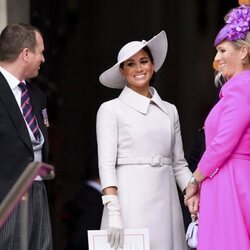 El Príncipe Harry y Meghan Markle y Peter Phillips y Zara Phillips, muy cómplices en el Servicio de Acción de Gracias por el Jubileo de Platino