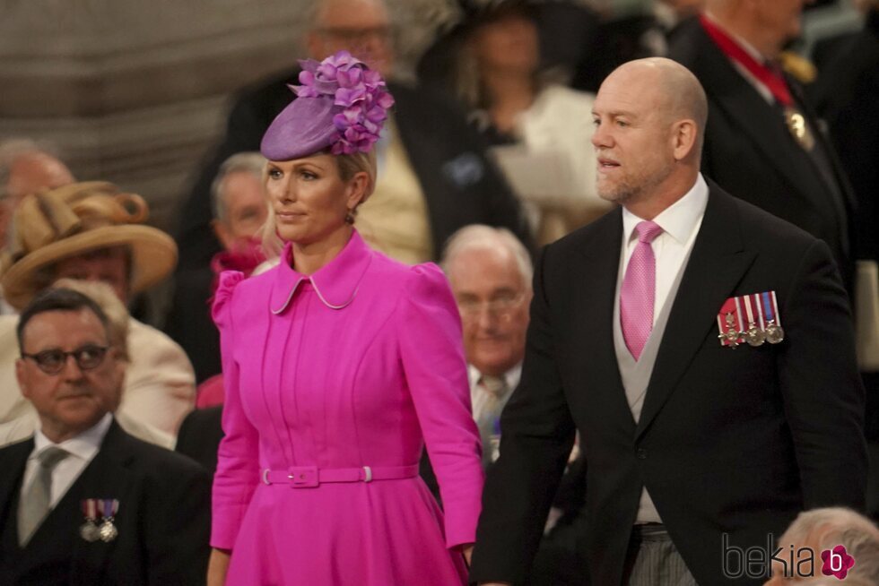 Zara Phillips y Mike Tindall en el Servicio de Acción de Gracias por el Jubileo de Platino