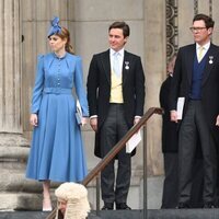 Beatriz de York y Edoardo Mapelli Mozzi, Eugenia de York y Jack Brooksbank y Mike Tindall en el Servicio de Acción de Gracias por el Jubileo de Platino