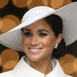 Meghan Markle muy sonriente en el Servicio de Acción de Gracias por el Jubileo de Platino