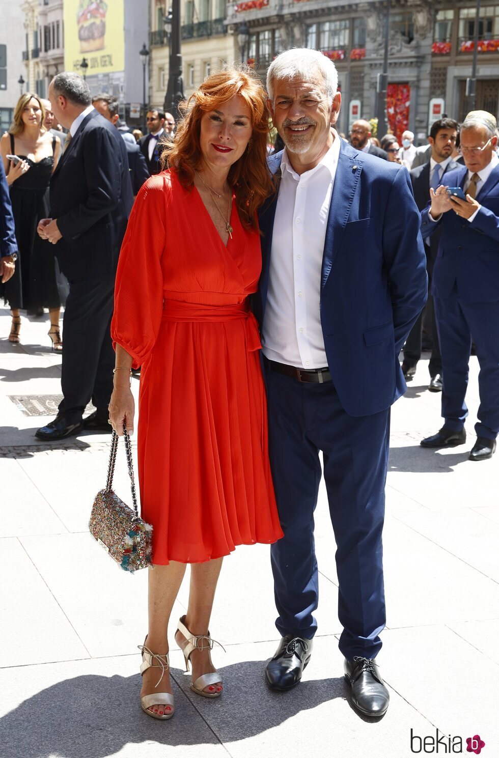 Carlos Sobera y Patricia Santamarina en la boda de Vania Millán y Julián Bayón