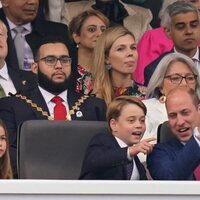 El Príncipe Guillermo y el Príncipe Jorge en el concierto del Jubileo de Platino