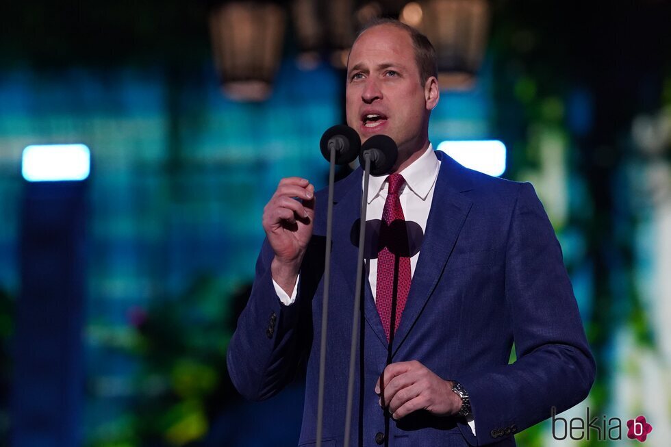 El Príncipe Guillermo dando un discurso en el concierto del Jubileo de Platino