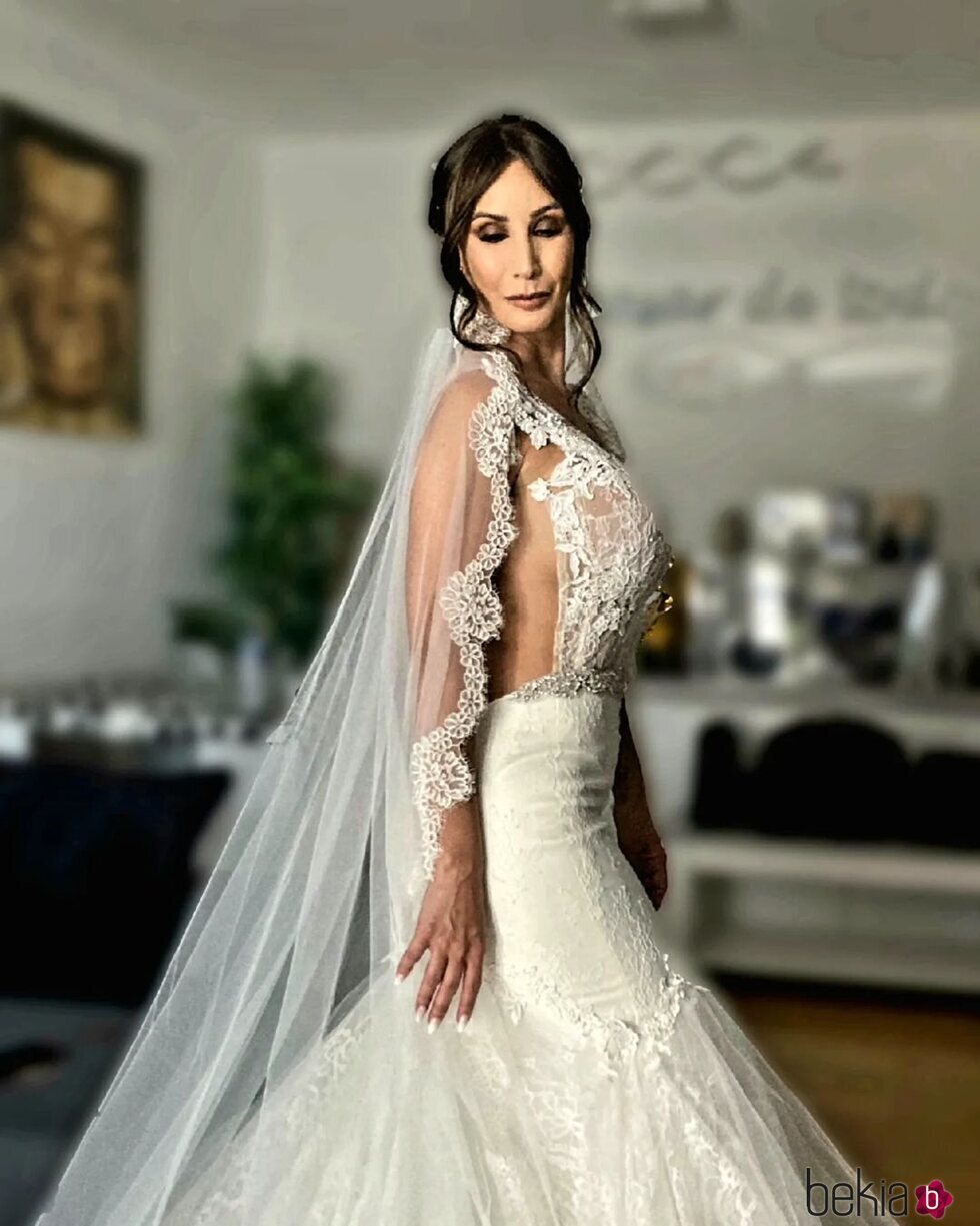 Fani Carbajo vestida de novia