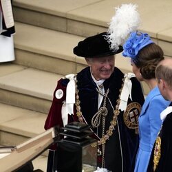 El Príncipe Carlos y Kate Middleton, muy cómplices junto al Príncipe Guillermo en el Día de la Jarretera 2022